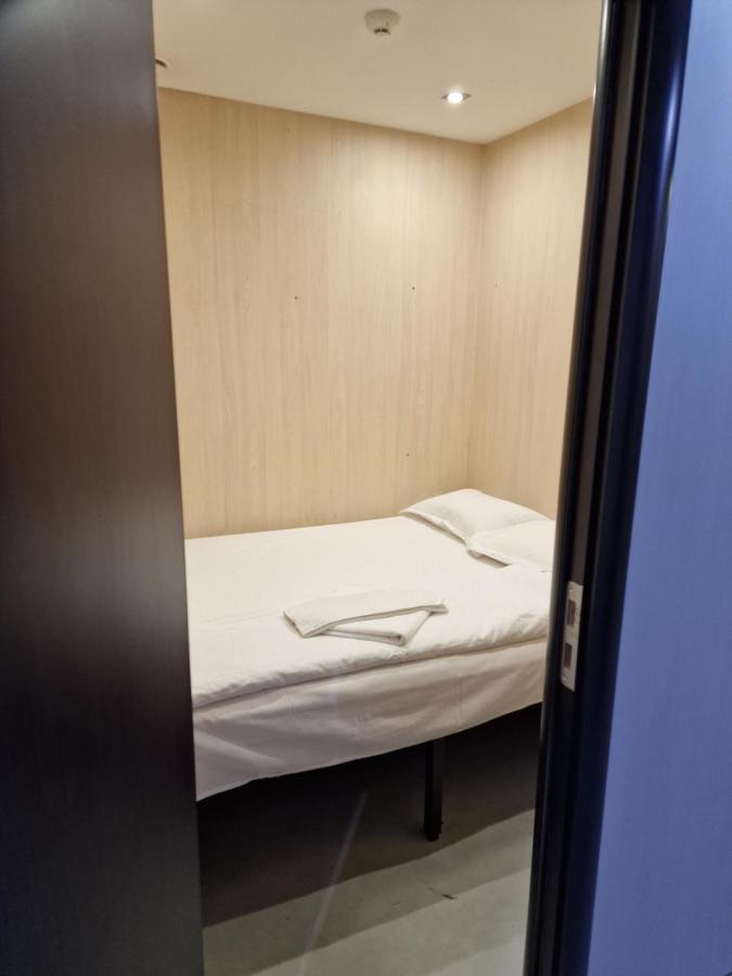 וארנה Marelis Sea Hostel מראה חיצוני תמונה