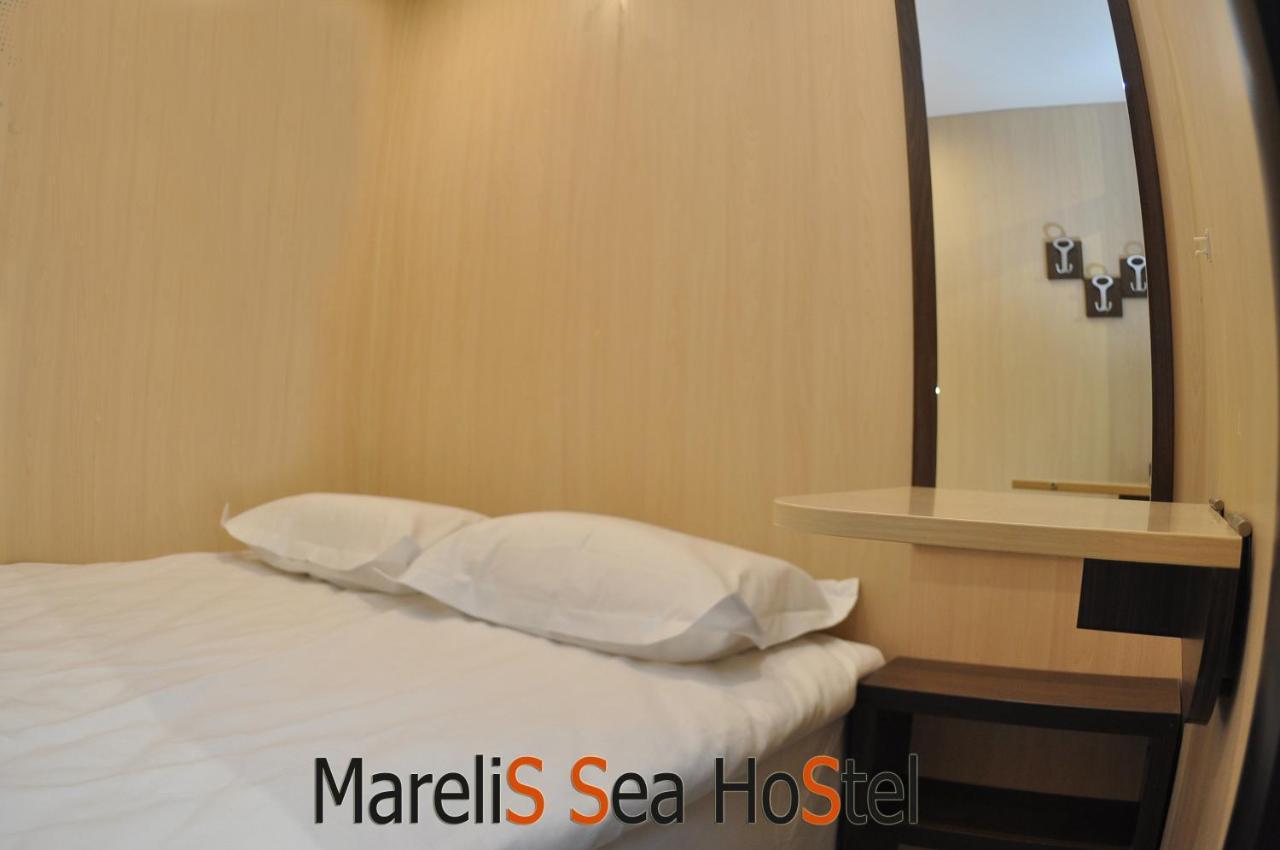 וארנה Marelis Sea Hostel מראה חיצוני תמונה