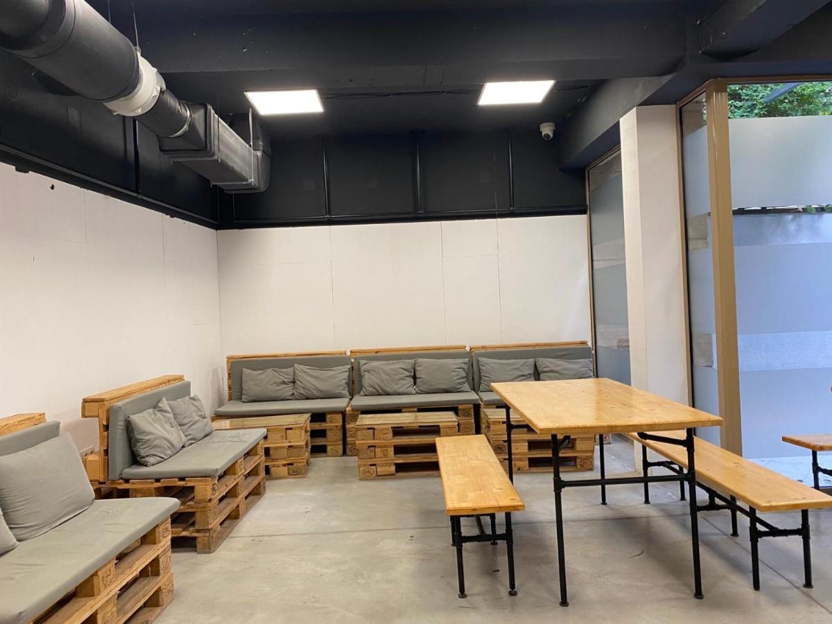 וארנה Marelis Sea Hostel מראה חיצוני תמונה