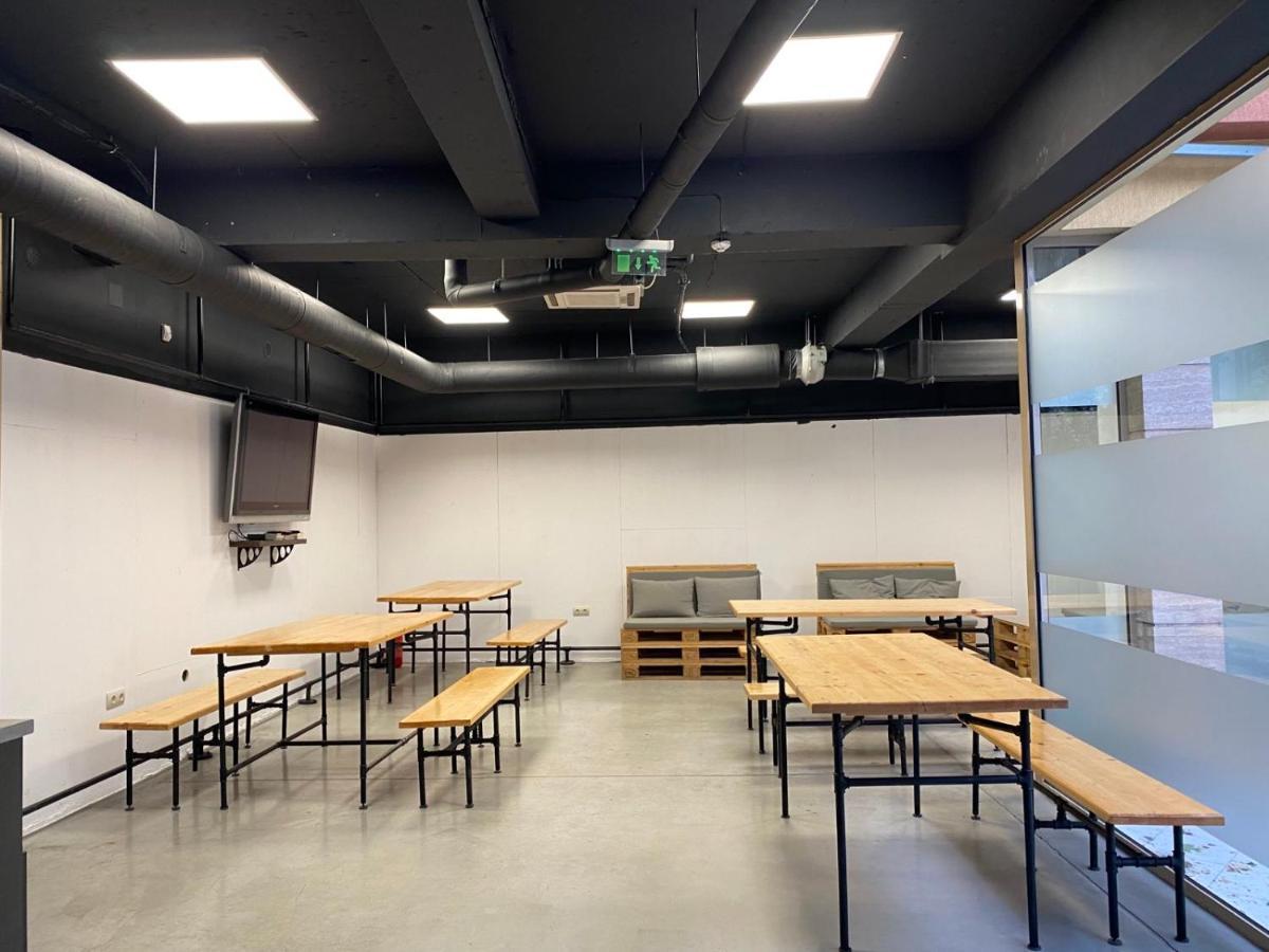 וארנה Marelis Sea Hostel מראה חיצוני תמונה